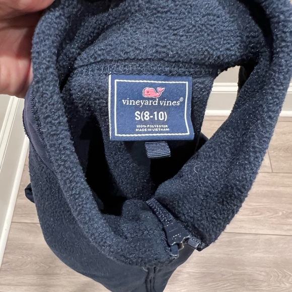 Vineyard Vines Boys Fleece Vest Sz 8-10 - Picture 3 of 3